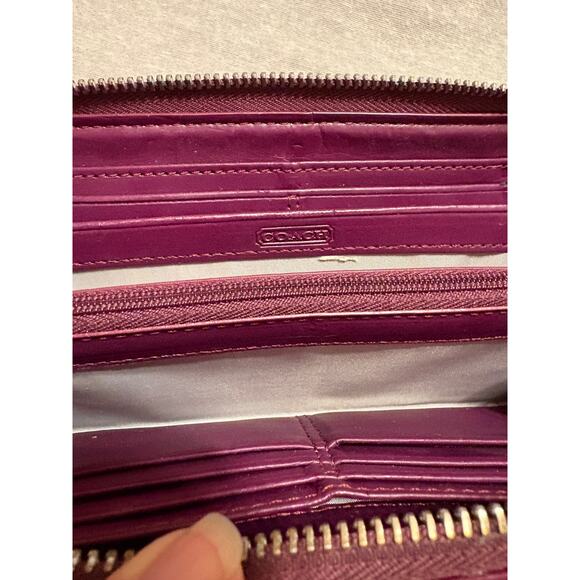 Coach Plum Patent Crinkle Leather Wallet - Picture 4 of 9
